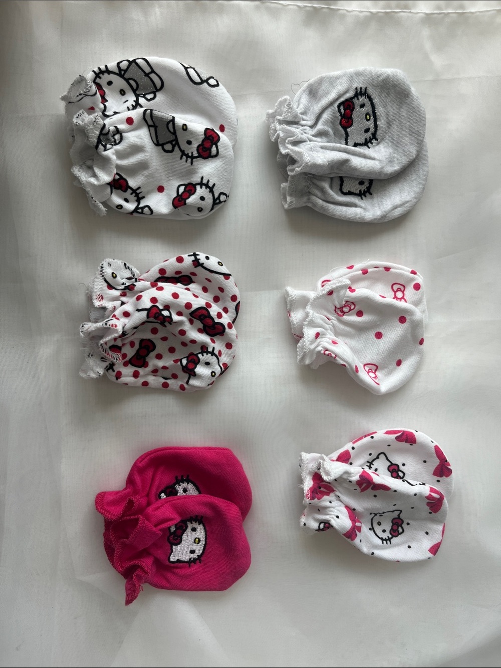 Hello Kitty Baby Mittens - White, Pink, Red, & Gray Assortment